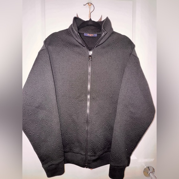 Louis Vuitton Textured Black Jacket - Picture 5 of 8